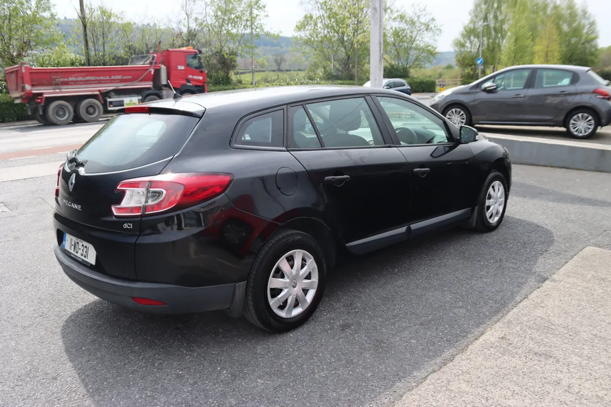2011 Renault Megane Grand Tour Estate 1.5DCi - Image 4