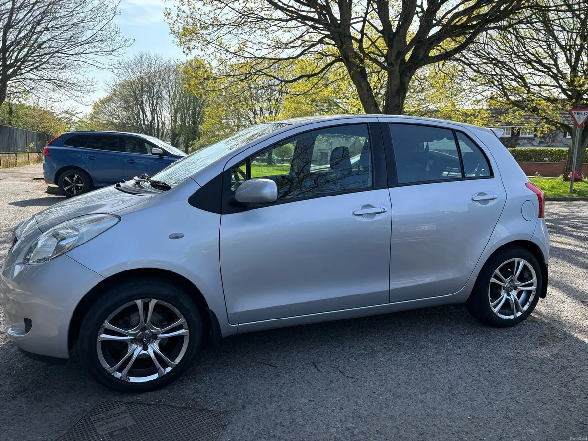 Yaris Toyota 2009 low mileage @ polo is gone - Image 4