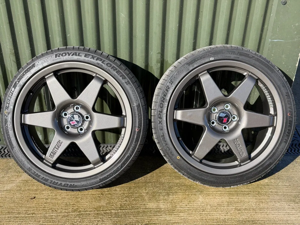 SUBARU IMPREZA REVOULTIONS - Image 1