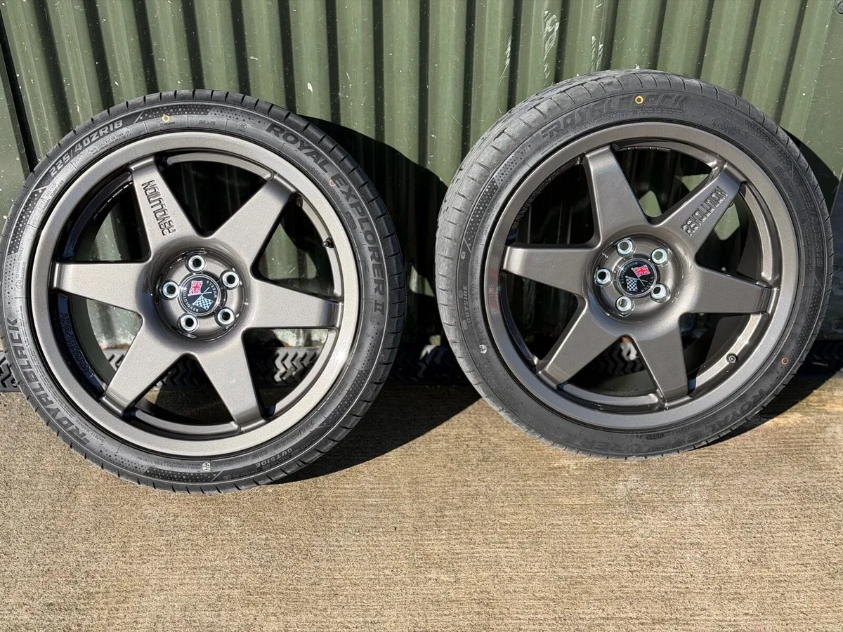 SUBARU IMPREZA REVOULTIONS - Image 2