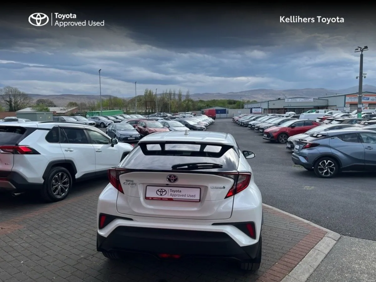 Toyota C-HR 1.8 HYBRID SPORTMONO 4DR SPORT AUTO - Image 4