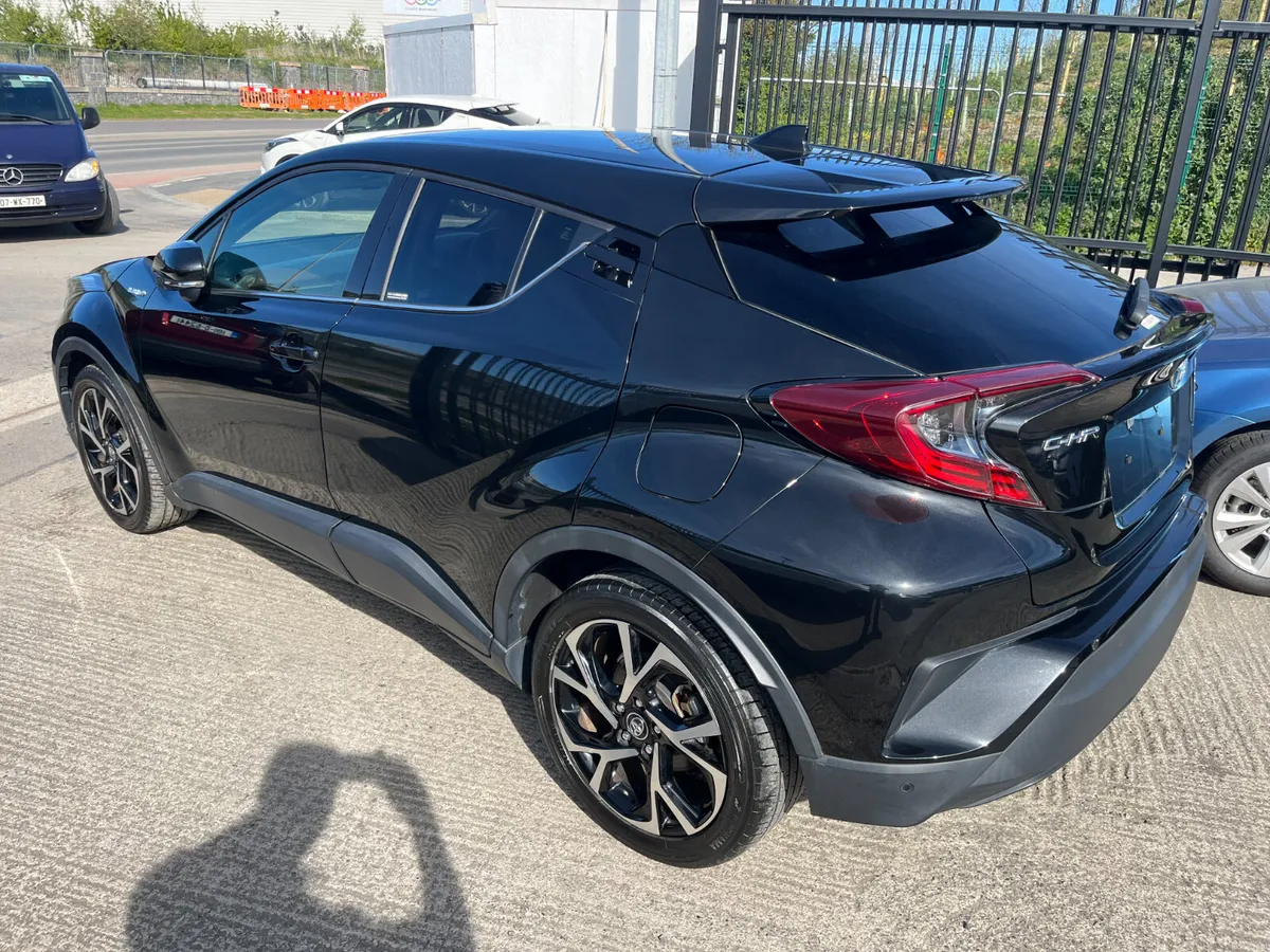 TOYOTA C-HR 2020, 1.8 HYBRID AUTO LOW KM HIGH SPEC - Image 4
