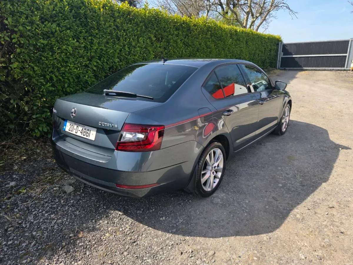 2020 Skoda Octavia - Image 4