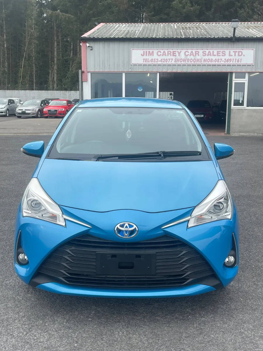 2017-1 Toyota Yaris - Image 2