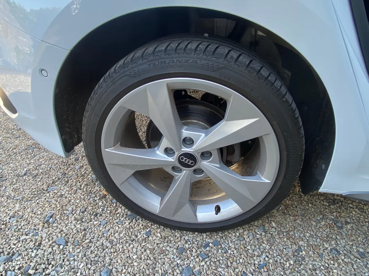 Audi A3 TFSie 40 PHEV S Line *Bang & Olufsen* - Image 5