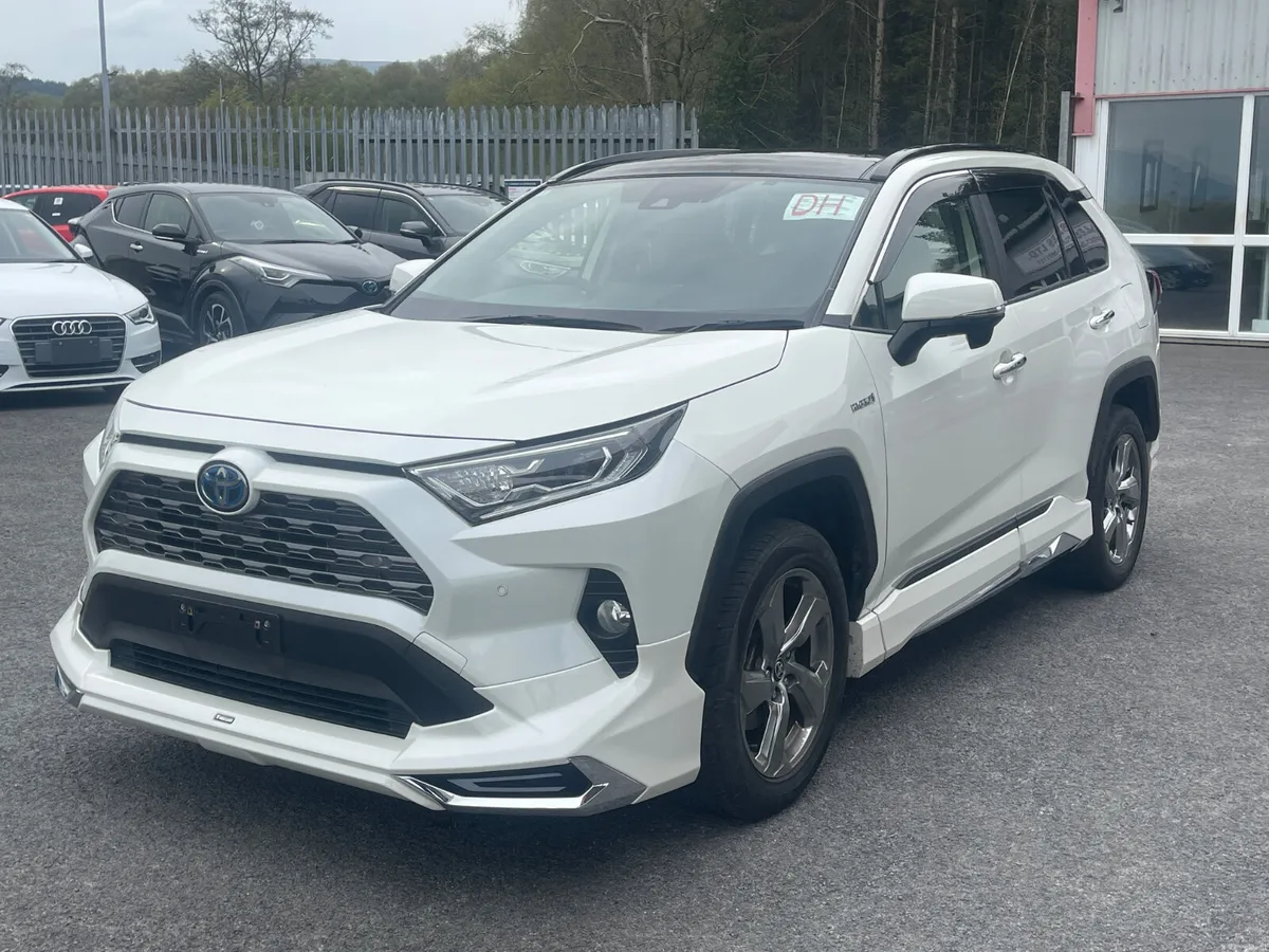 2020-1 Toyota RAV4 - Image 3