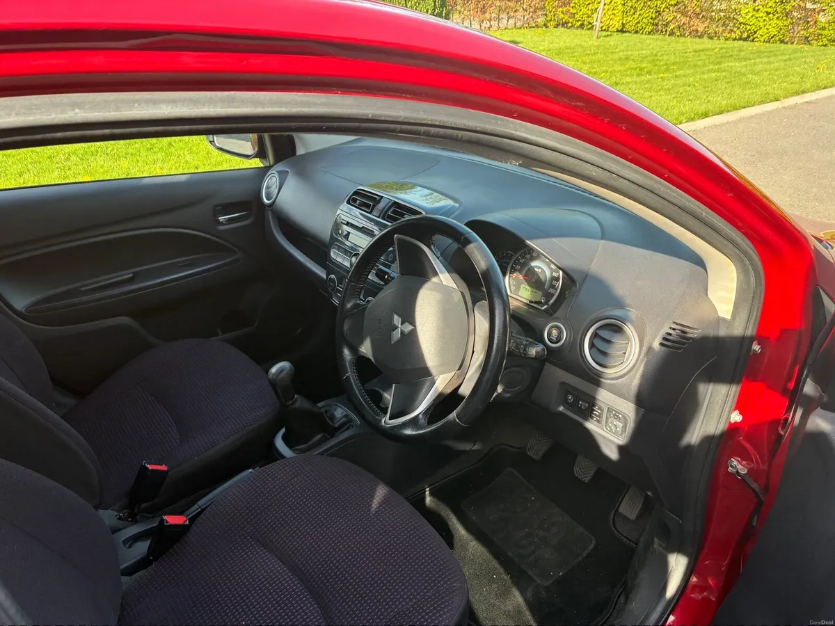 Mitsubishi Space Star 2015 - Image 3