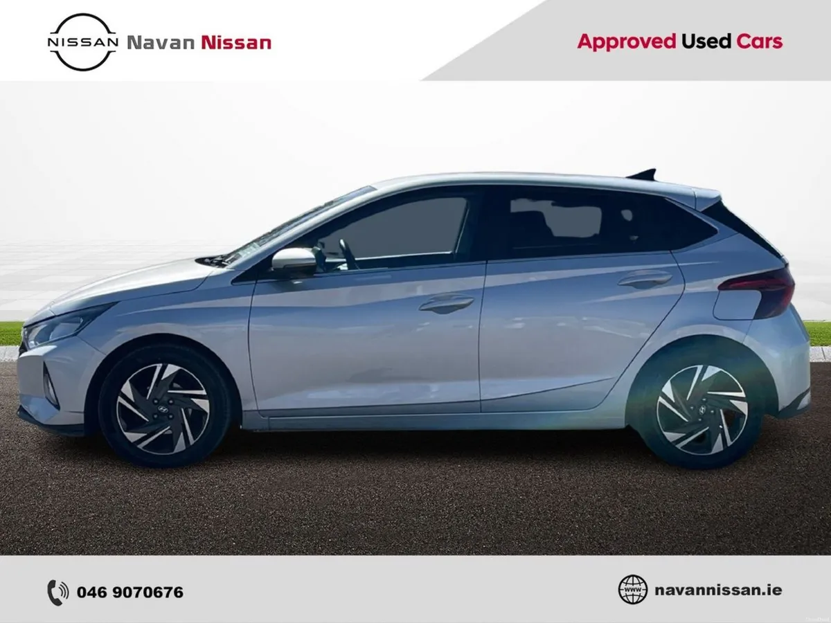 Hyundai i20 Deluxe Plus *DESIGNED TO SAVE* - Image 4