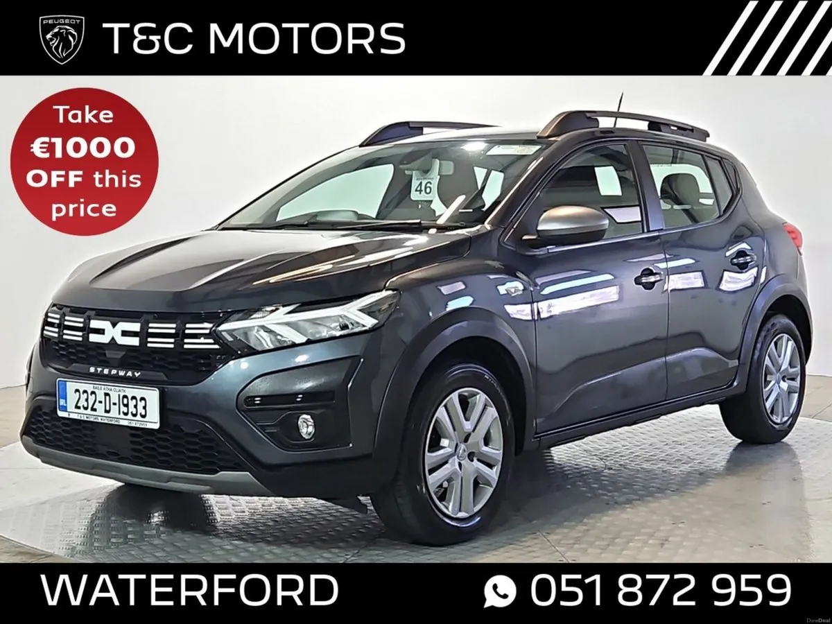 Dacia Sandero Stepway Automatic, Reversing Camera - Image 1