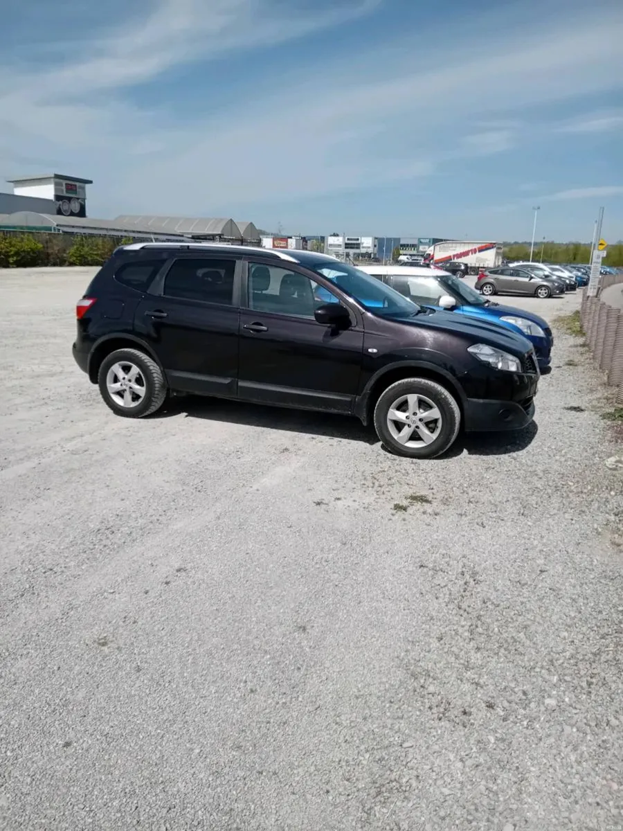 Nissan QASHQAI - Image 1