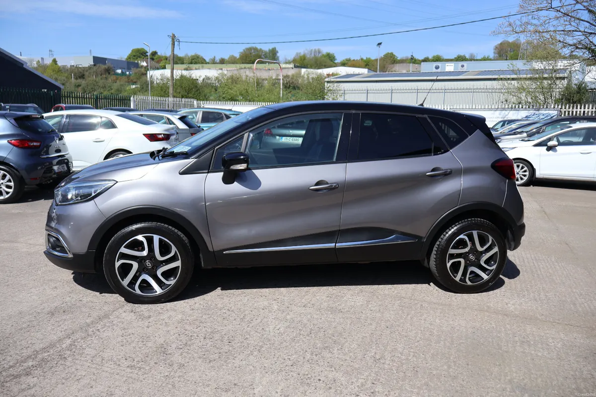 Renault Captur Signature Huge Spec 24 Month NCT! - Image 6