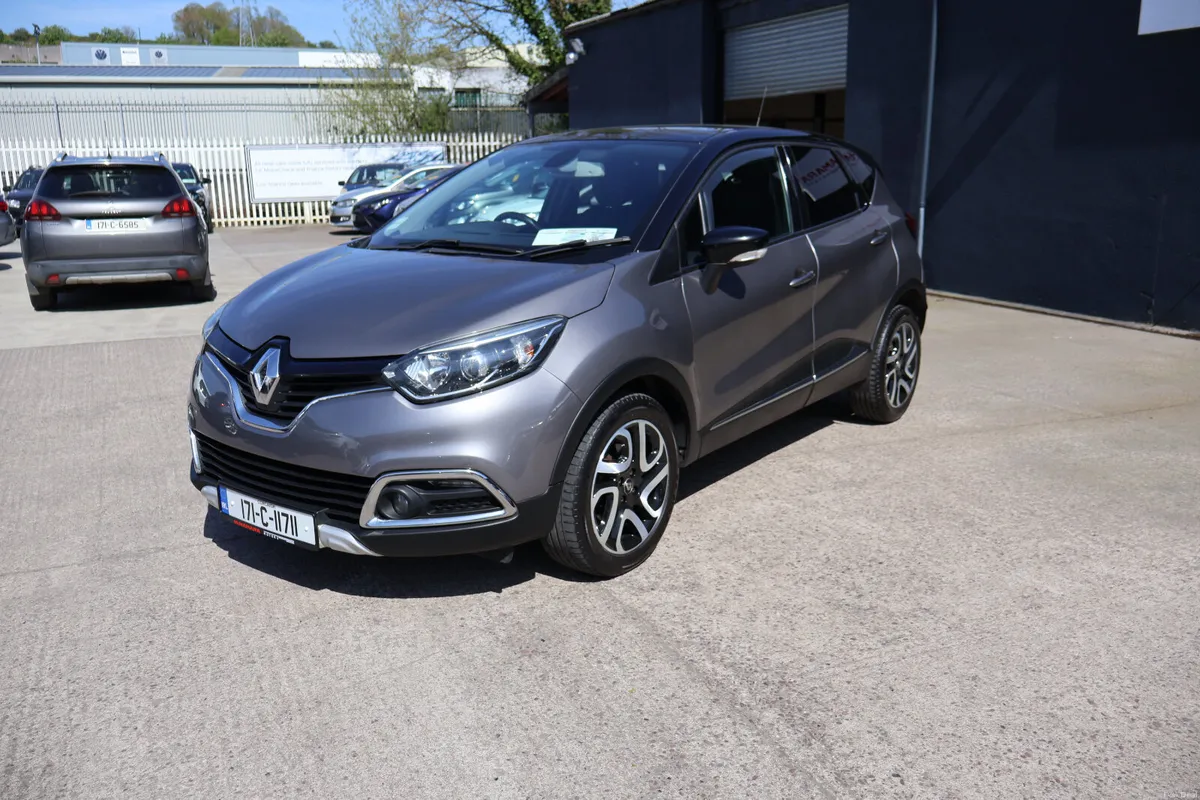 Renault Captur Signature Huge Spec 24 Month NCT! - Image 5