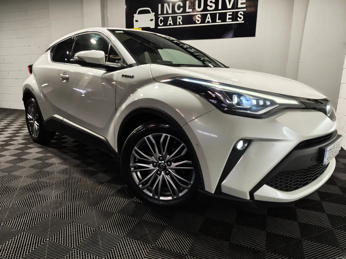 Toyota C-HR 2022 SOL SPEC AUTOMATIC 1.8 PETROL HYB - Image 2