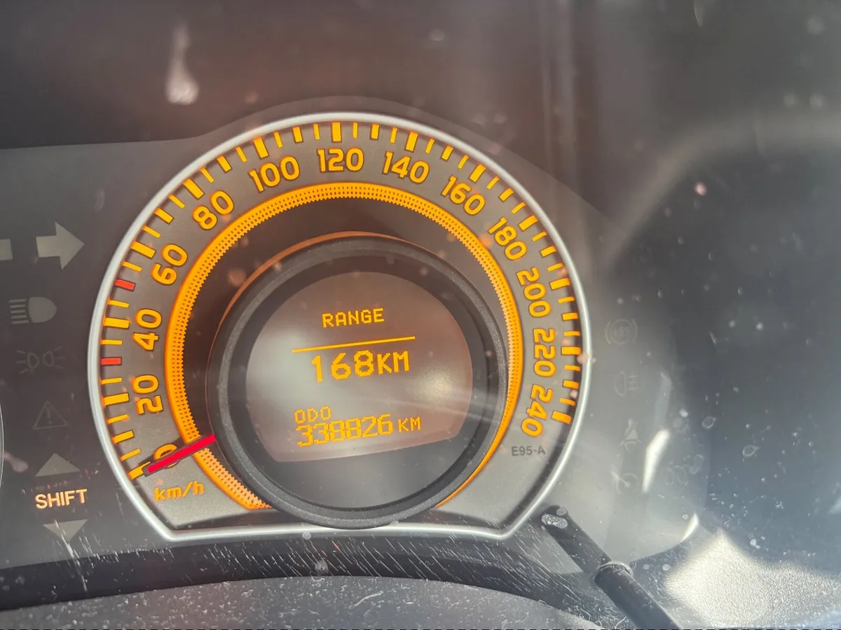 Toyota Corolla 2007 - Image 2