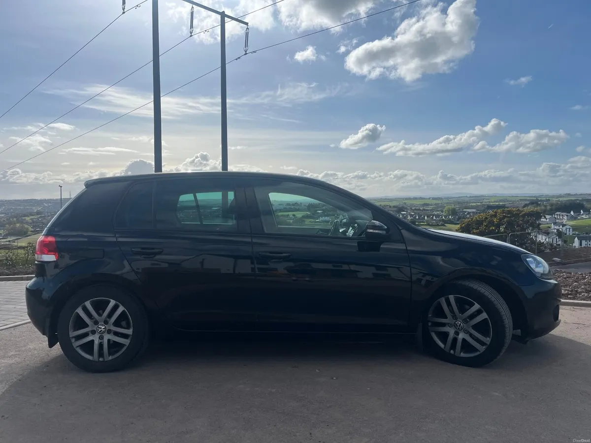 Volkswagen Golf 2012 - Image 4