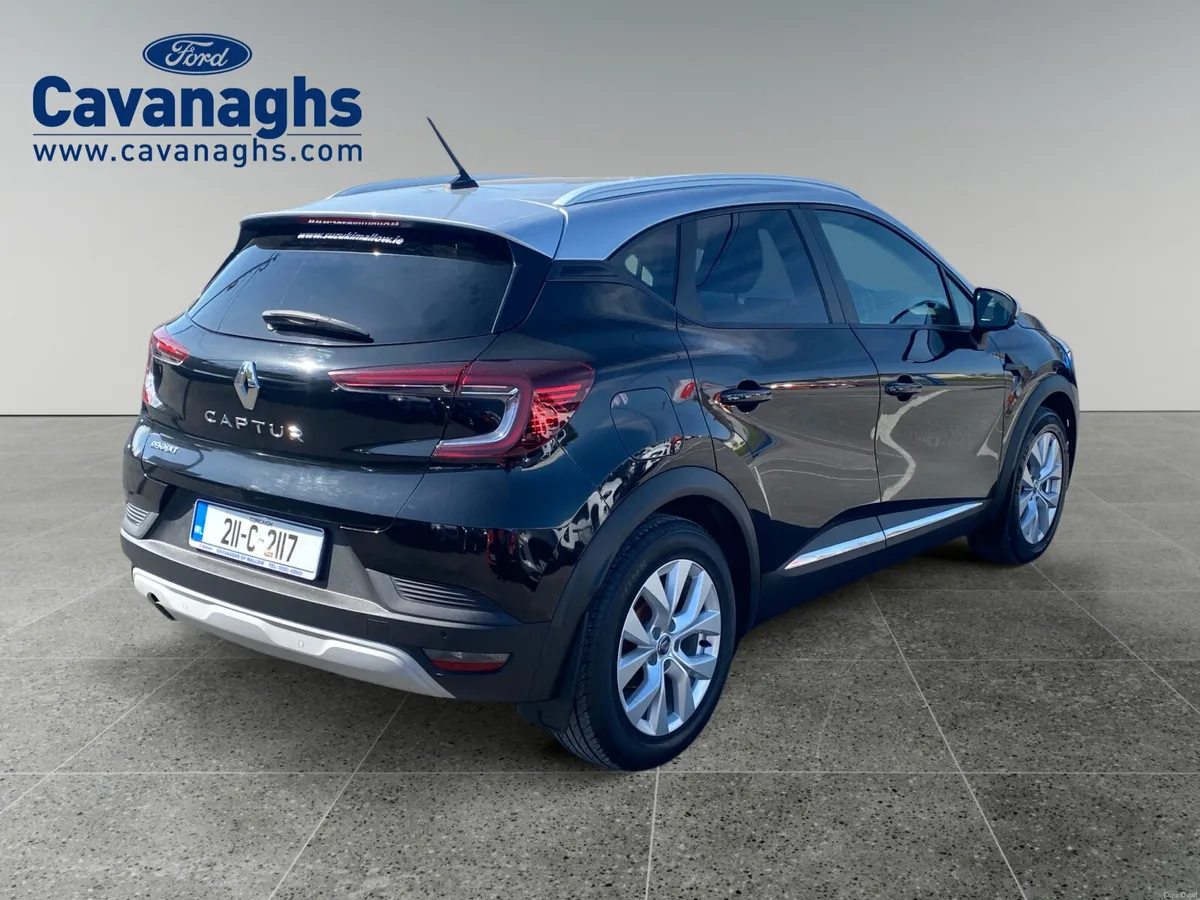 2021 Renault Captur Iconic - Image 4