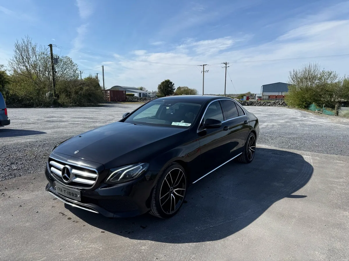 MERCEDES E 220 CDI AUTO 2017 MINT - Image 2
