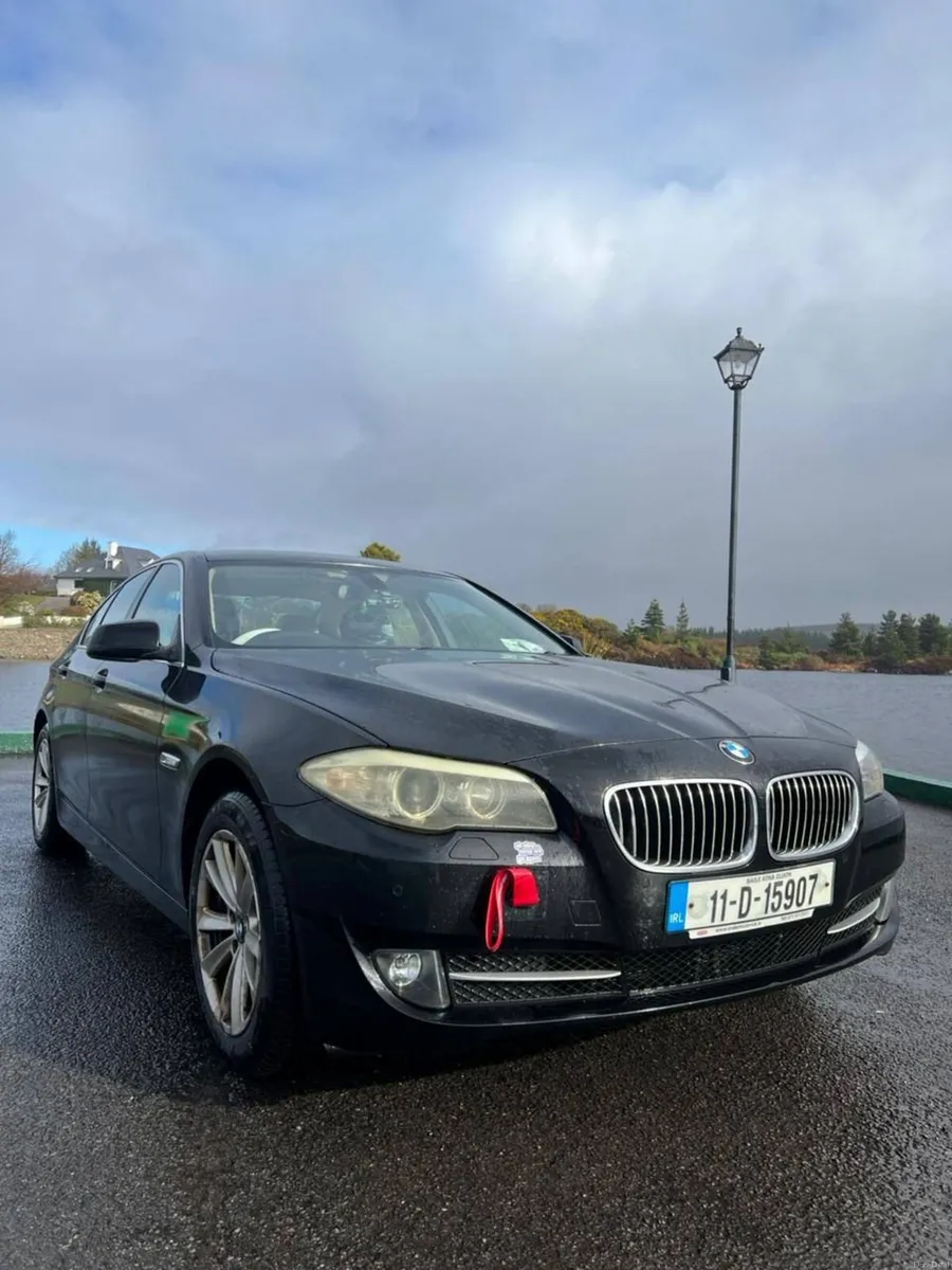 BMW 5-Series 2011 - Image 4