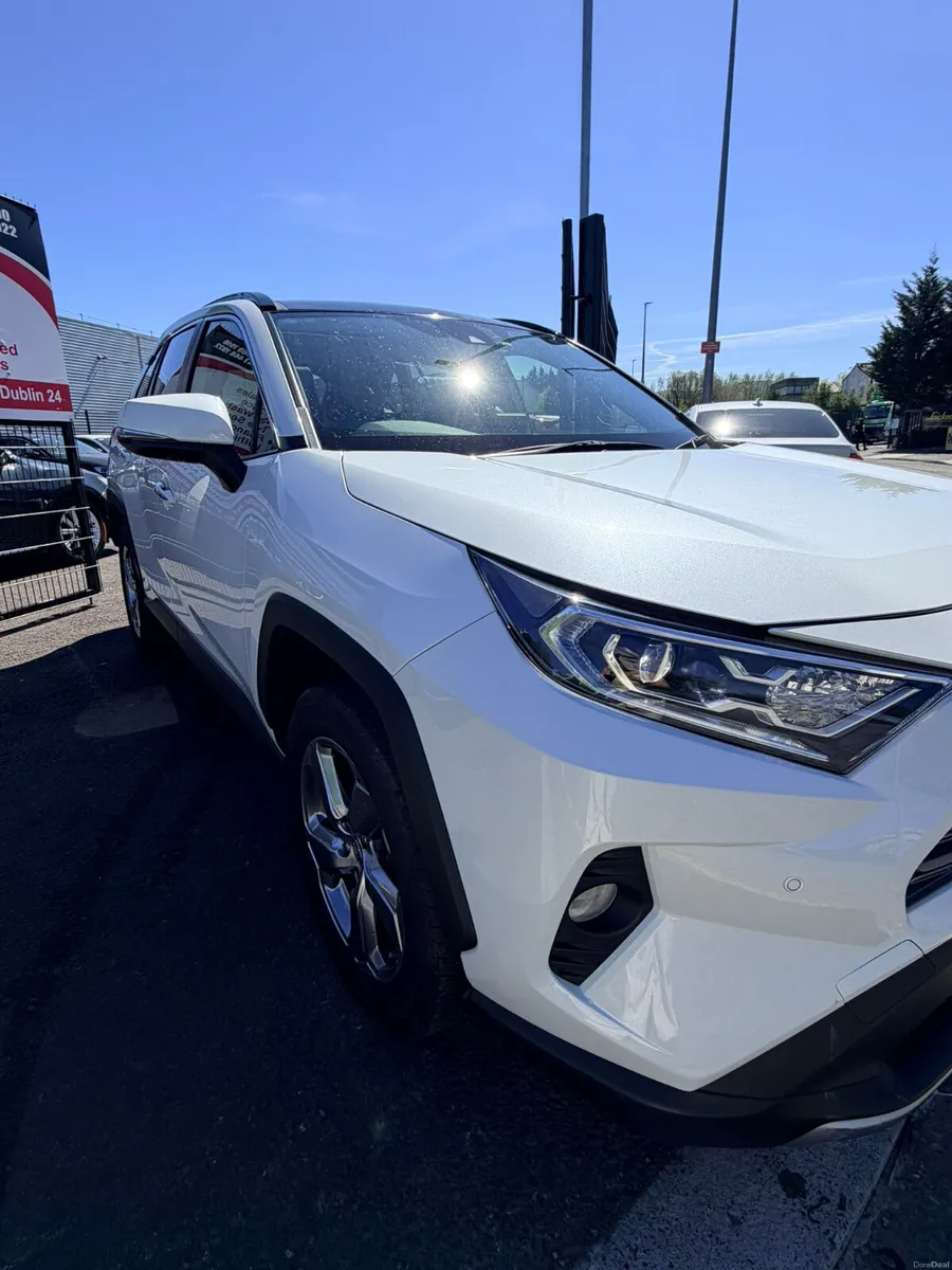 2021 Toyota Rav4 Hybrid - Image 4