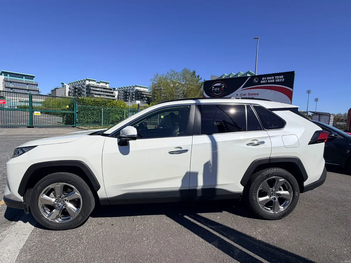 2021 Toyota Rav4 Hybrid - Image 2