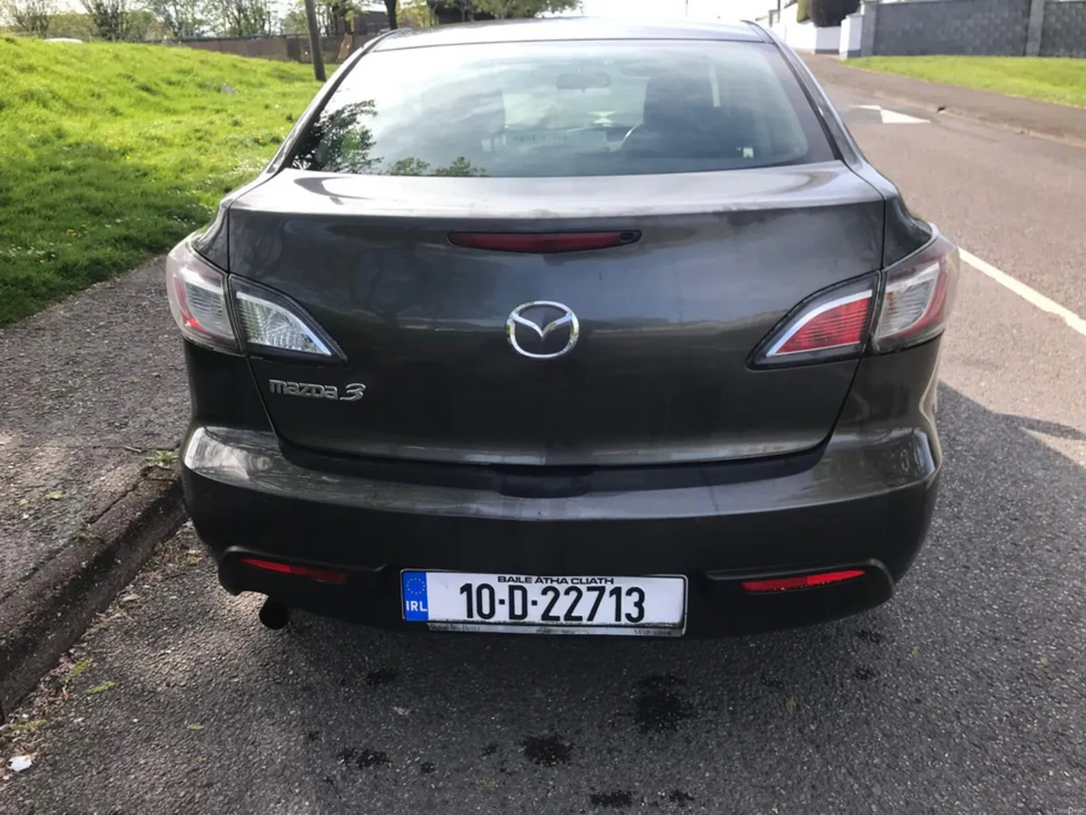 Mazda Mazda3 1.6 D EXECUTIVE MY10 4DR - Image 2