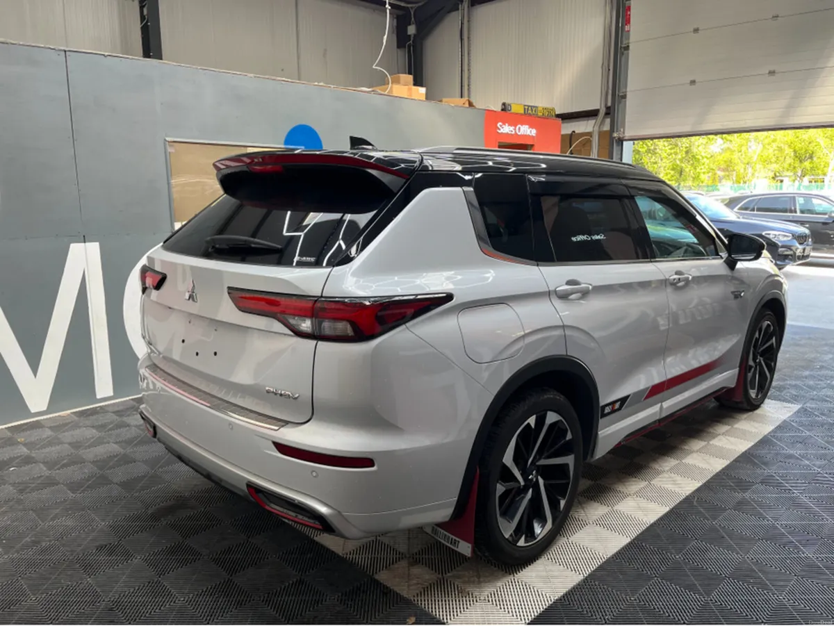 Mitsubishi Outlander 2023 MITSUBISHI OUTLANDER P P - Image 2