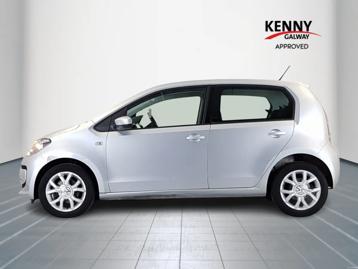 Volkswagen up! MOVE 1.0 MANUAL 5SPEED 5DR 75HP - Image 4