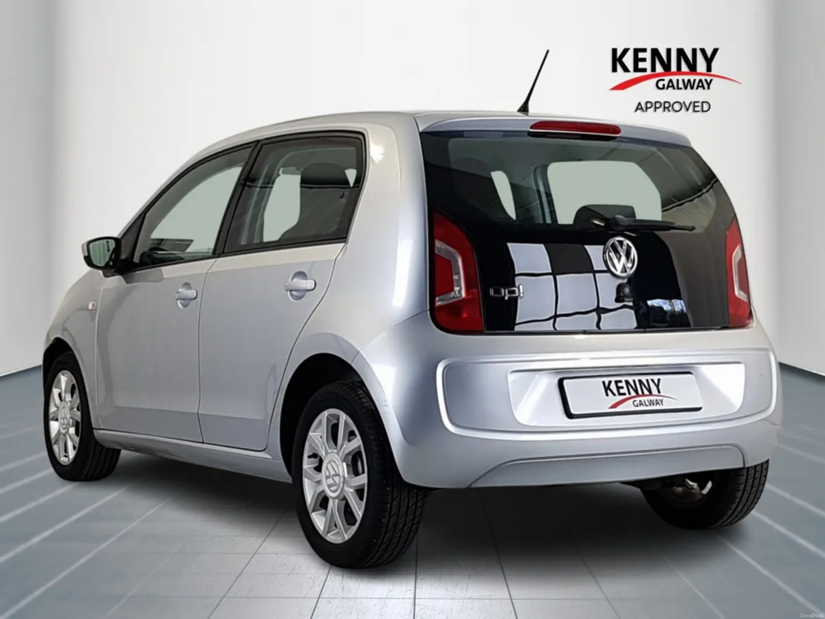 Volkswagen up! MOVE 1.0 MANUAL 5SPEED 5DR 75HP - Image 5