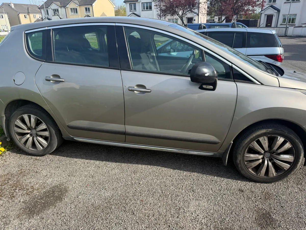 Peugeot 3008 - Image 2