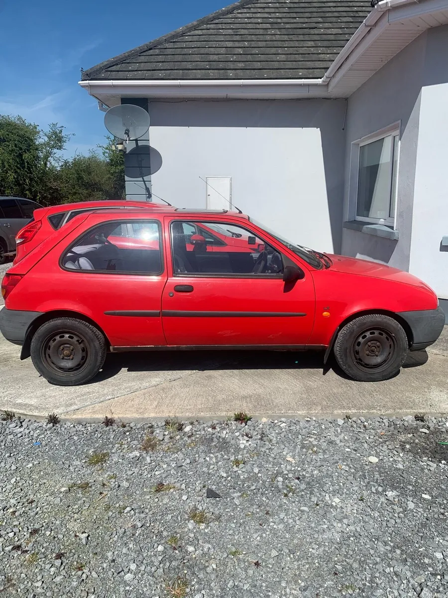 Ford fiesta - Image 2
