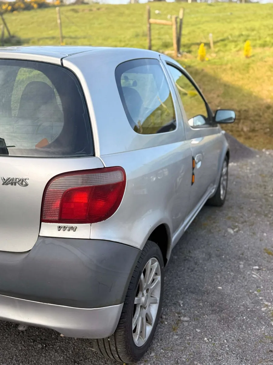 Toyota Yaris - Image 2