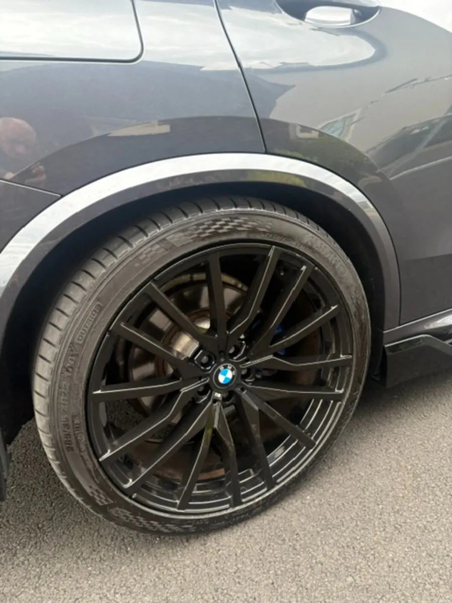 BMW X5 2019..low km - Image 3