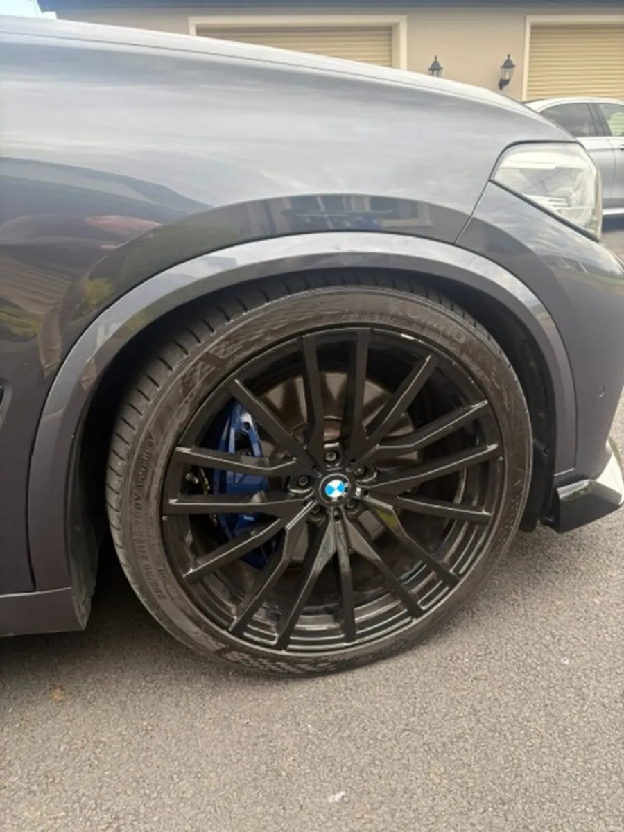 BMW X5 2019..low km - Image 4