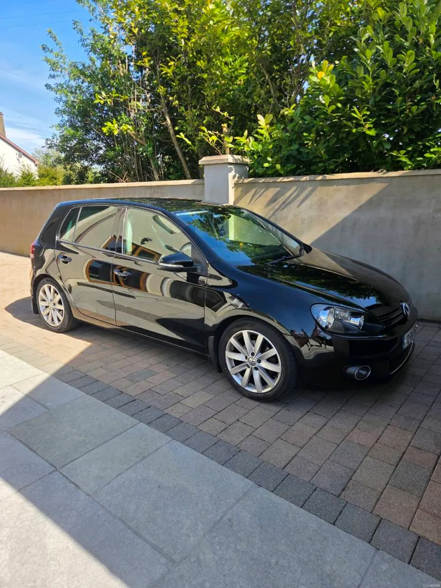 Volkswagen Golf - Image 1