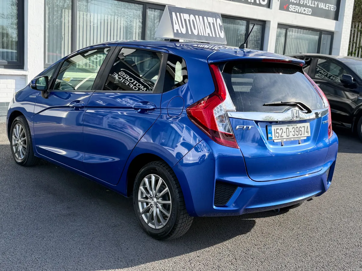2015 HondaJAZZ/ Fit 1.5 Hybrid Automatic - Image 6