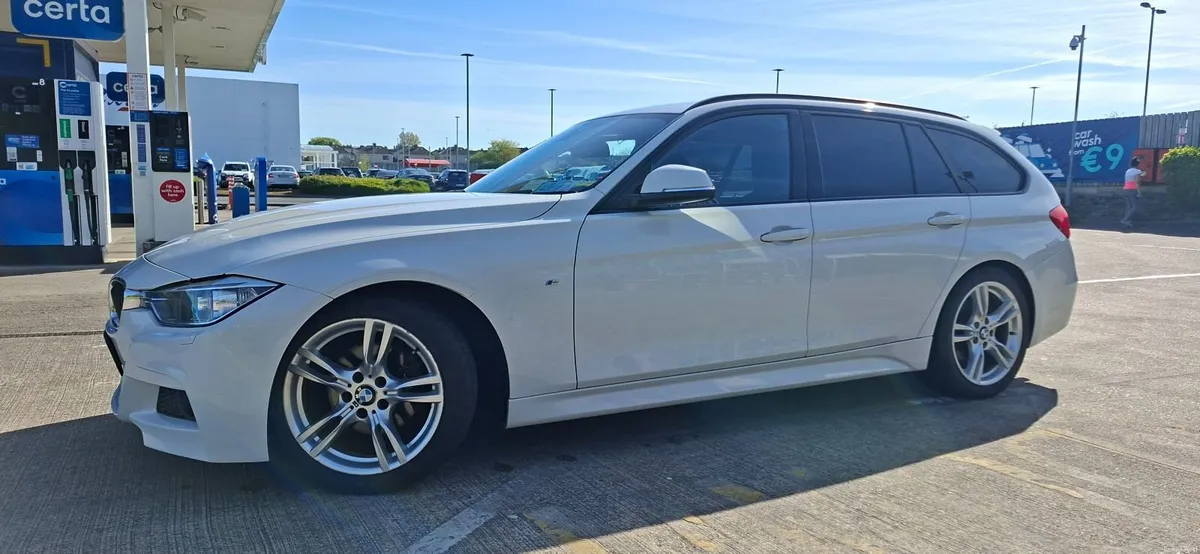 BMW 320D M-SPORT 5Dr-ESTATE 2.0 DIESEL - AUTOMATIC - Image 1