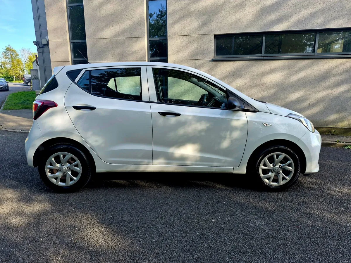 2018  HYUNDAI I10 1.0 AUTOMATIC LOW TAX - Image 4