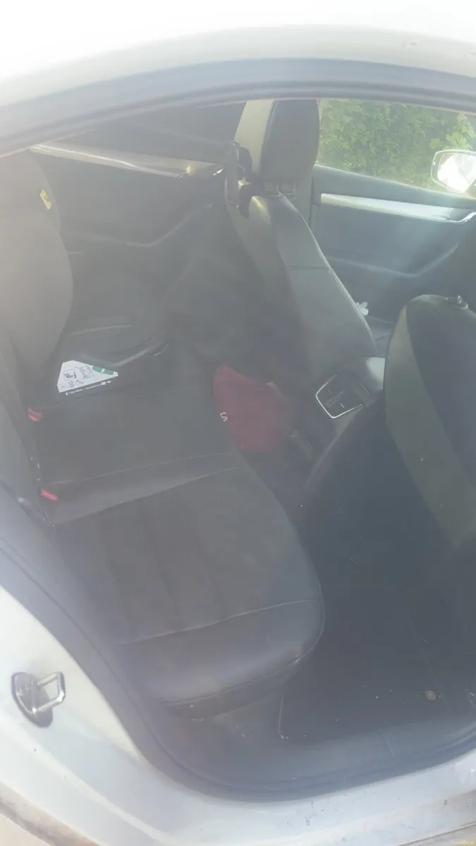 Skoda Octavia 2014 - Image 3