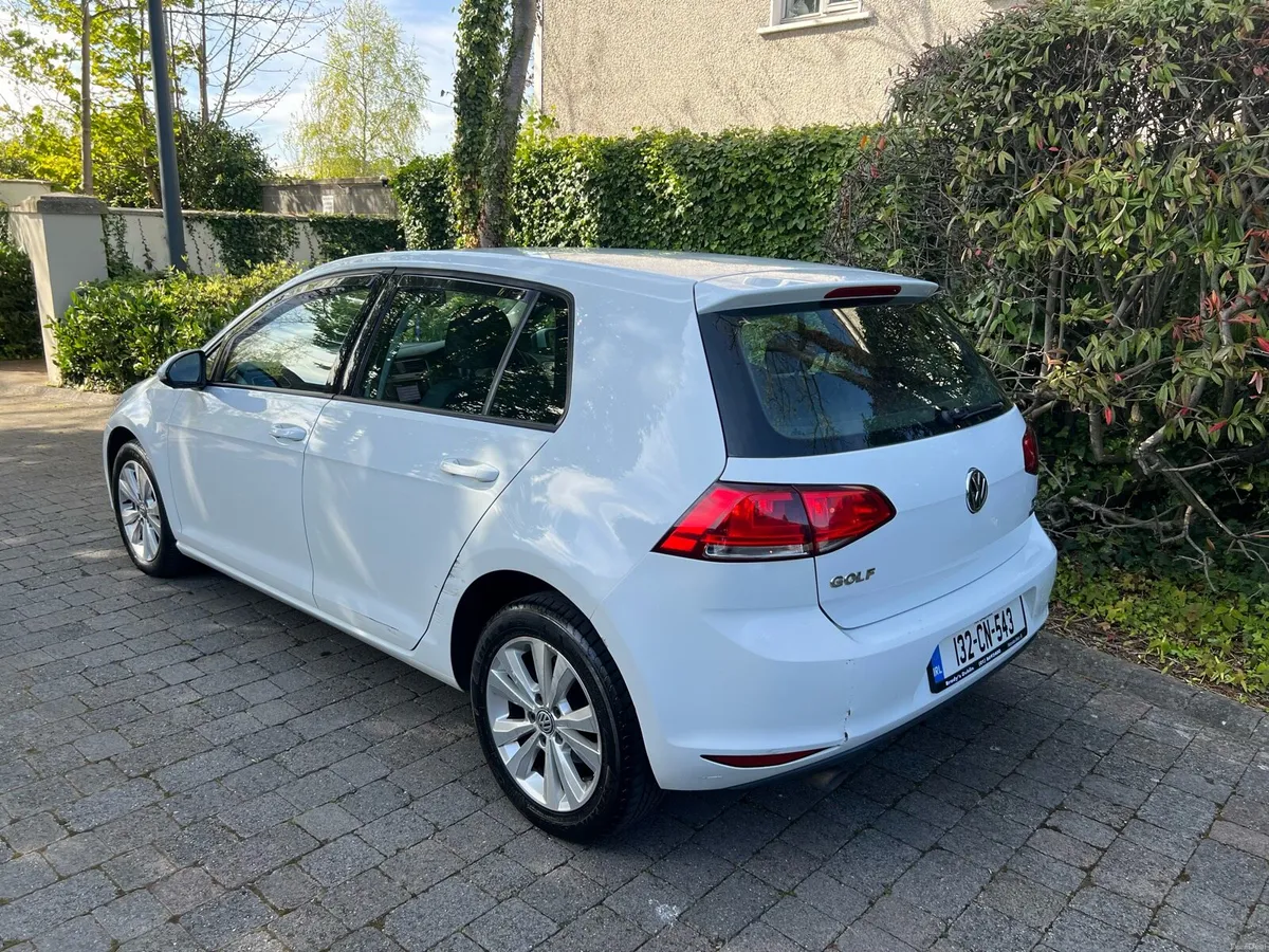 2013 Volkswagen Golf - Image 3