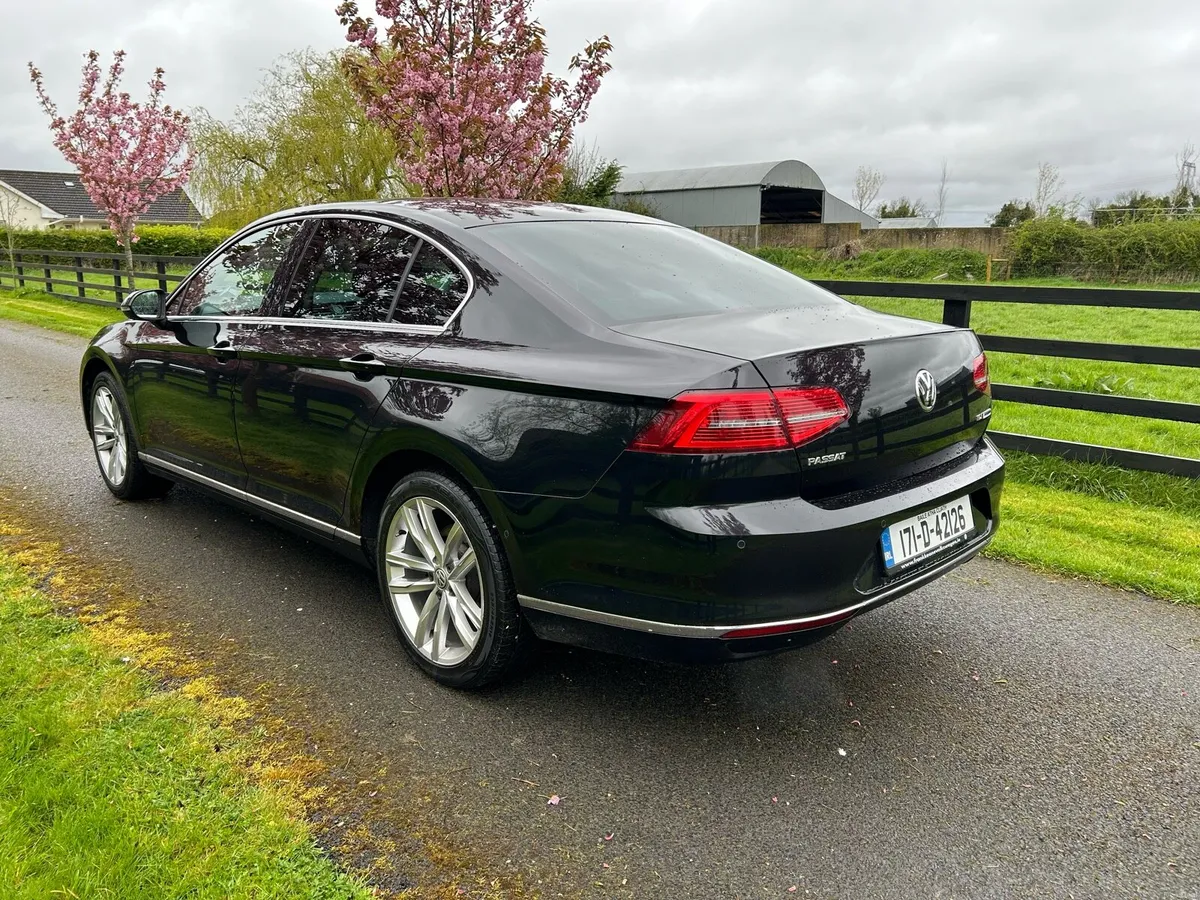 2017 Volkswagen Passat Highline 120 bhp 1.6 diesel - Image 3