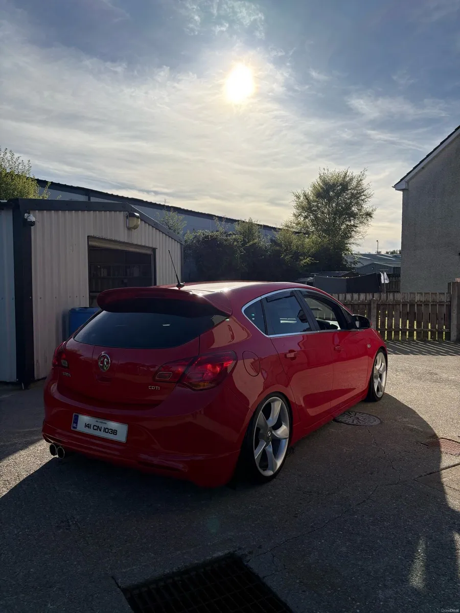 2014 Vauxhall Astra - Image 4