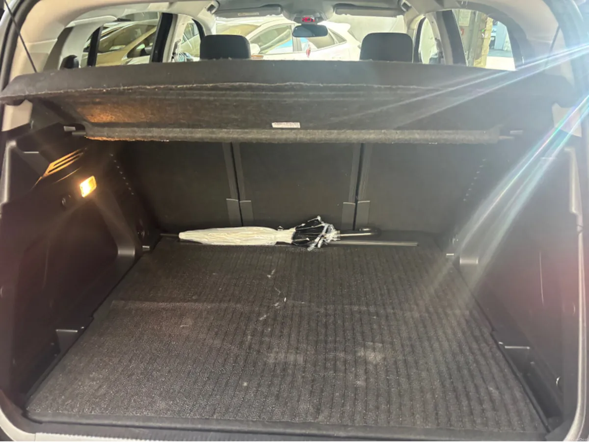 Citroen C5 Aircross FEEL PURETECH 130 4DR - Image 3