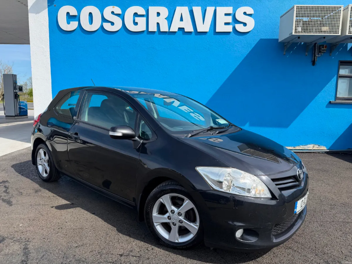 Toyota Auris 1.4 D4D SOL 2DR * BLUETOOTH / AIR CON - Image 1