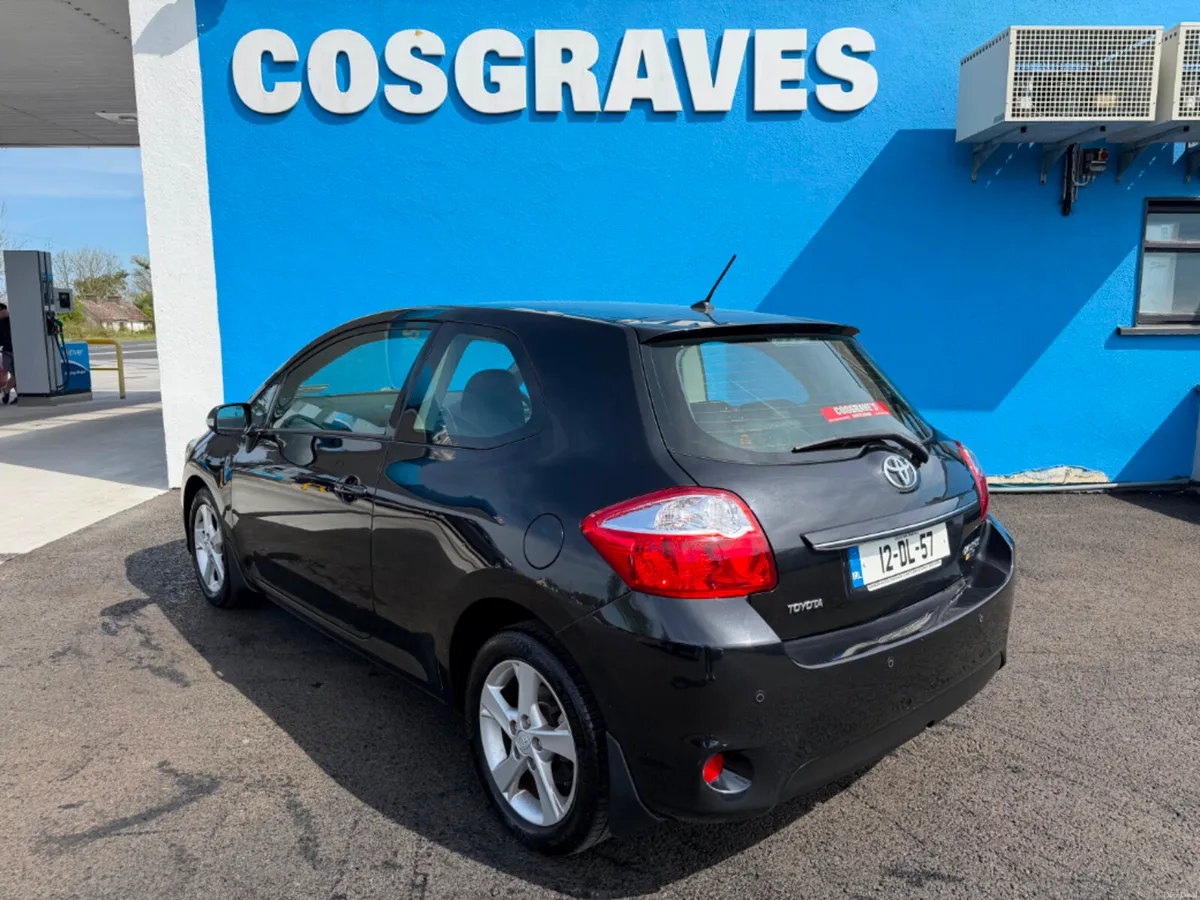 Toyota Auris 1.4 D4D SOL 2DR * BLUETOOTH / AIR CON - Image 4