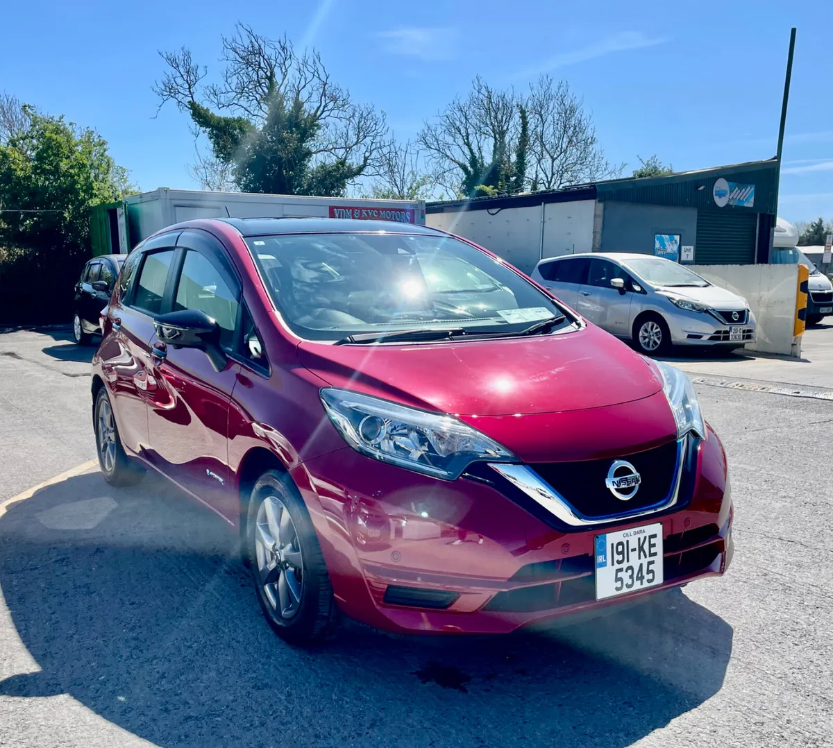 NISSAN NOTE 2019 (RED/BLACK, 1.2 AUTO E-POWER) - Image 1