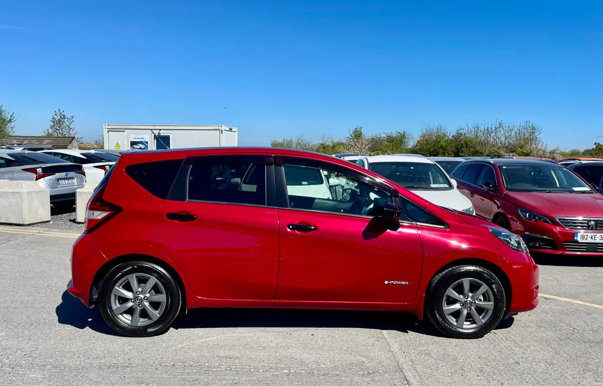 NISSAN NOTE 2019 (RED/BLACK, 1.2 AUTO E-POWER) - Image 4