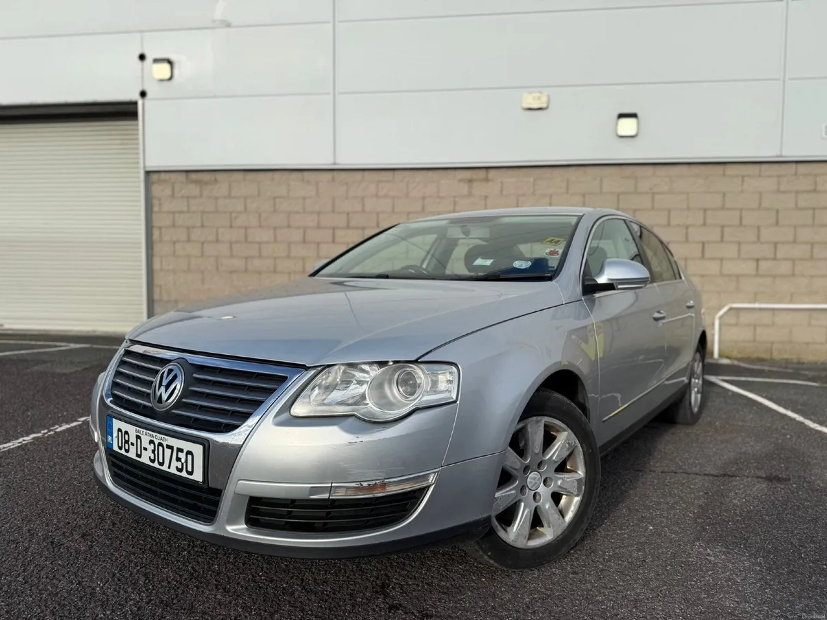 Volkswagen Passat 2008 - Image 2