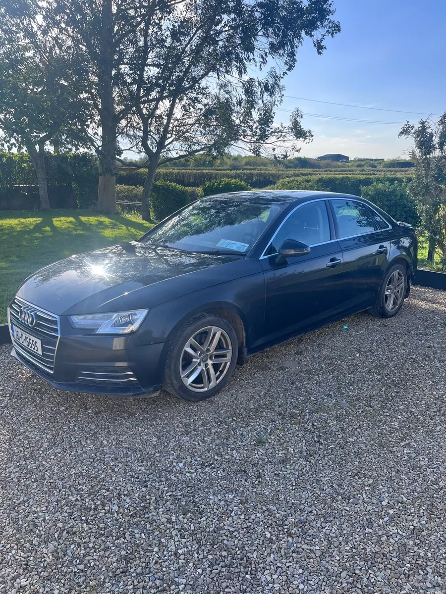 Audi A4 - Image 2
