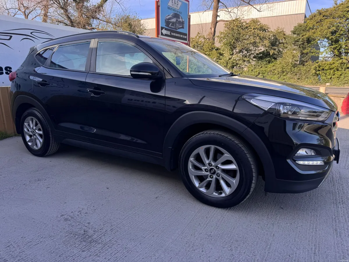 161 Hyundai Tucson 1.7D PREMIUM Warranty - Image 4