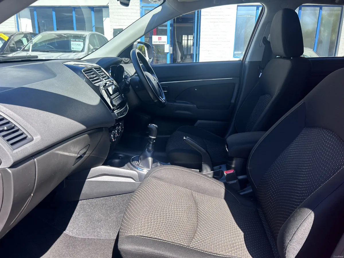 2016 MITSUBISHI ASX 1.6 DIESEL VERY LOW KMS - Image 4